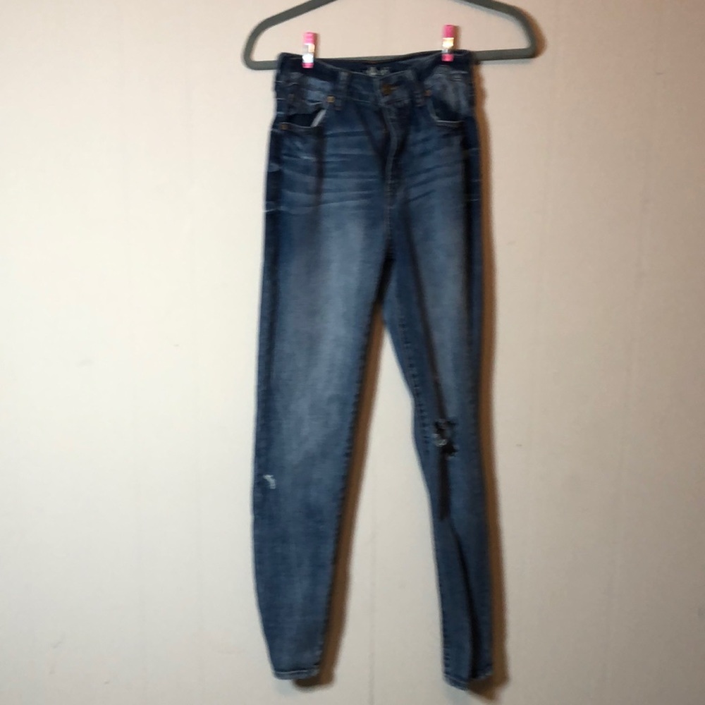 Distressed Jeans